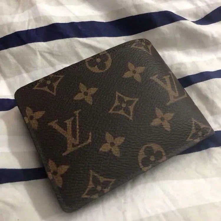 すぐ届く ルイヴィトン モノグラム 折り畳み 財布 M60895 M61695