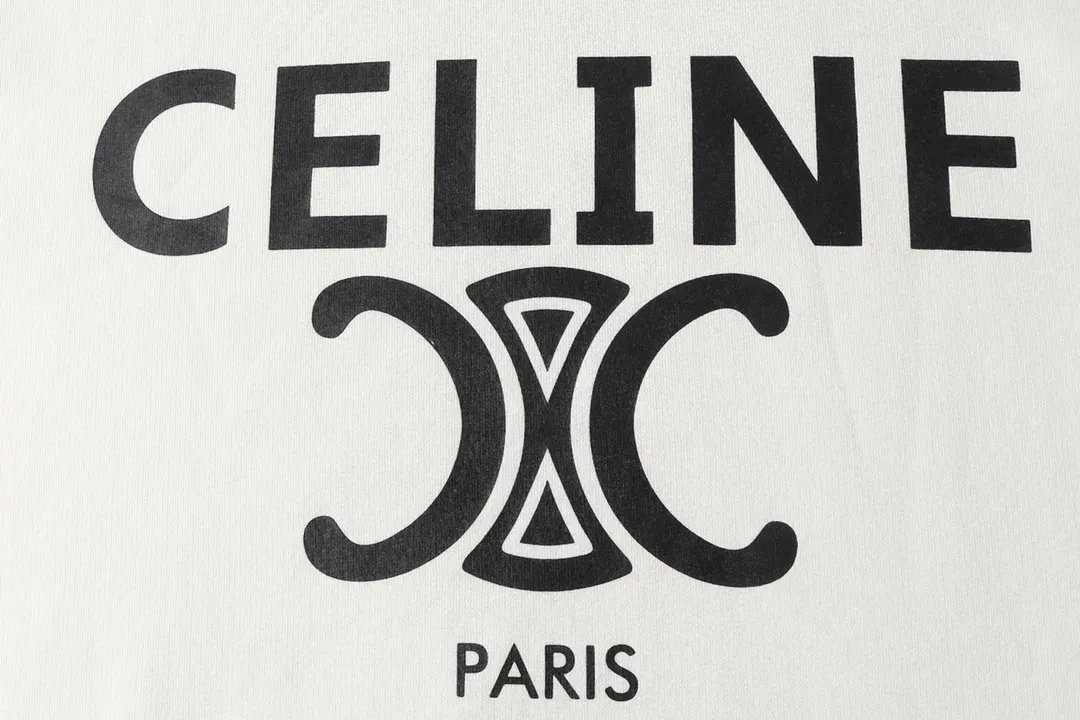 【Celine 公式旗艦店】 男女兼用、ご好評に付き再入荷！！