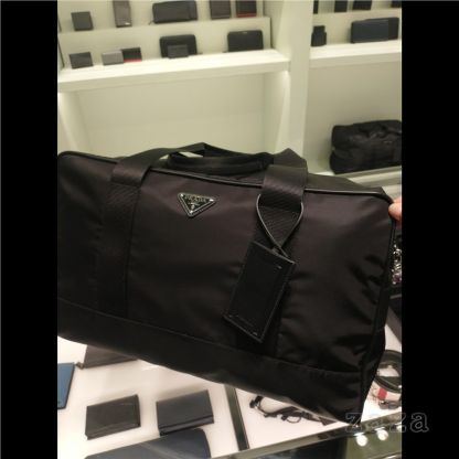 セール★PRADA★2VC033★ブラック　ベルト付　ボストンバッグ