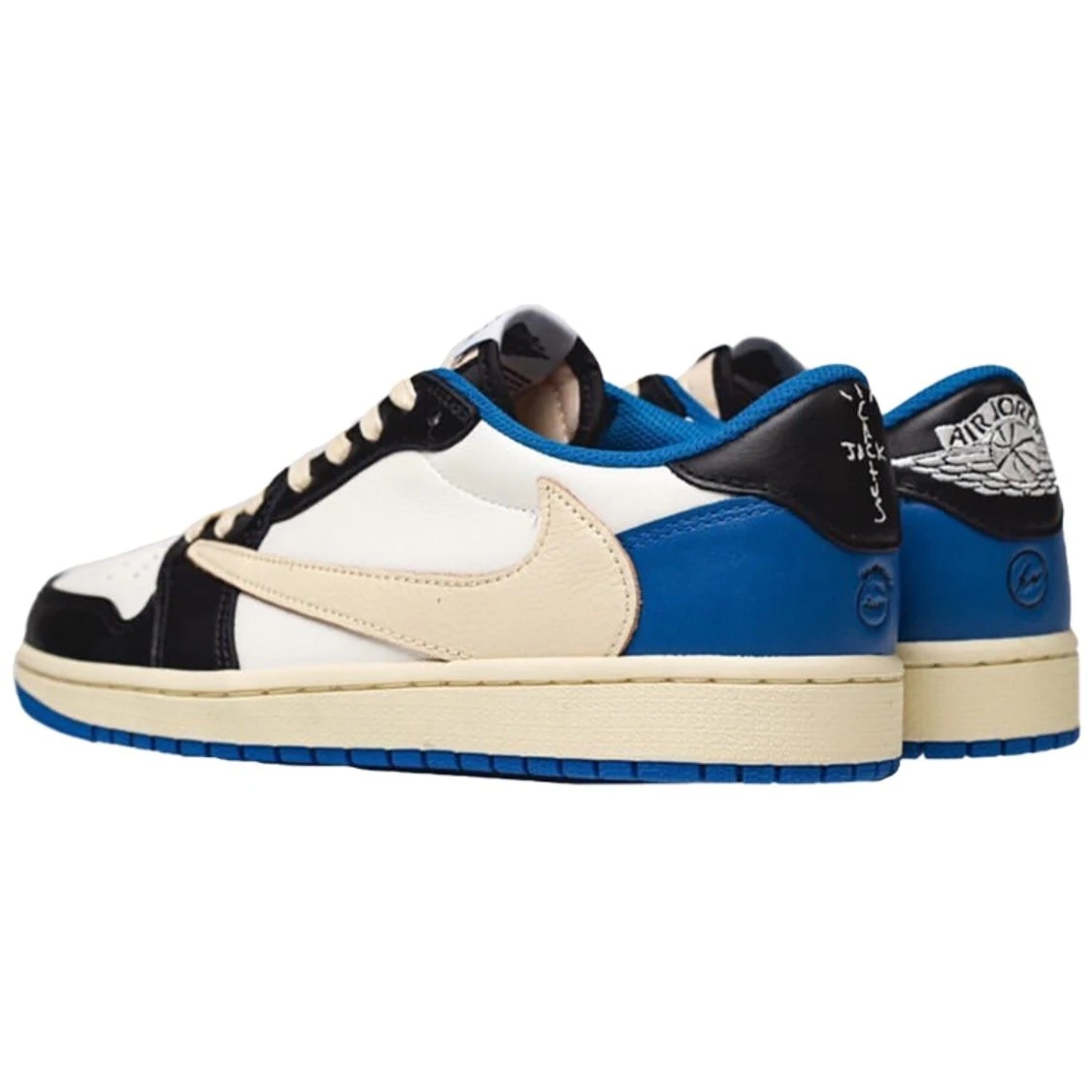 【人気急上昇で入手困難!】トラビススコットxナイキエアジョーダン1 ローカット「ミリタリーブルー」Travis Scott x Nike Air Jordan 1 Low "MILITARY BLUE''