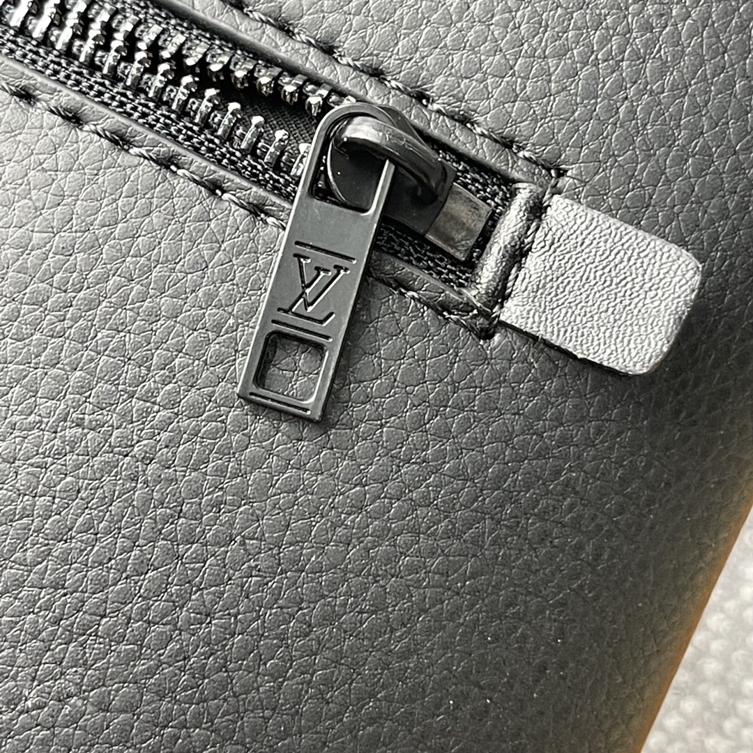 ◆Louis Vuitton◆ポシェット・IPAD クラッチバッグ◆M69837