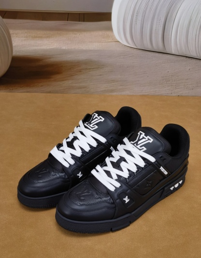 ★LV★ルイヴィトン トレイナー・ライン スニーカー