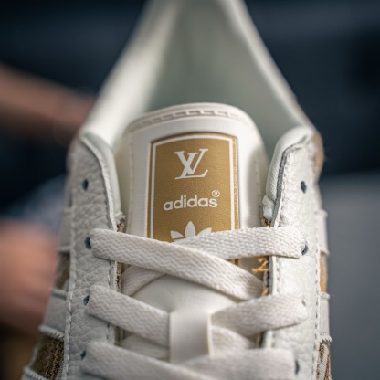 【本当の限定連名です!】LOUIS VUITTON X  Adidas Samba OG 🔥25SS