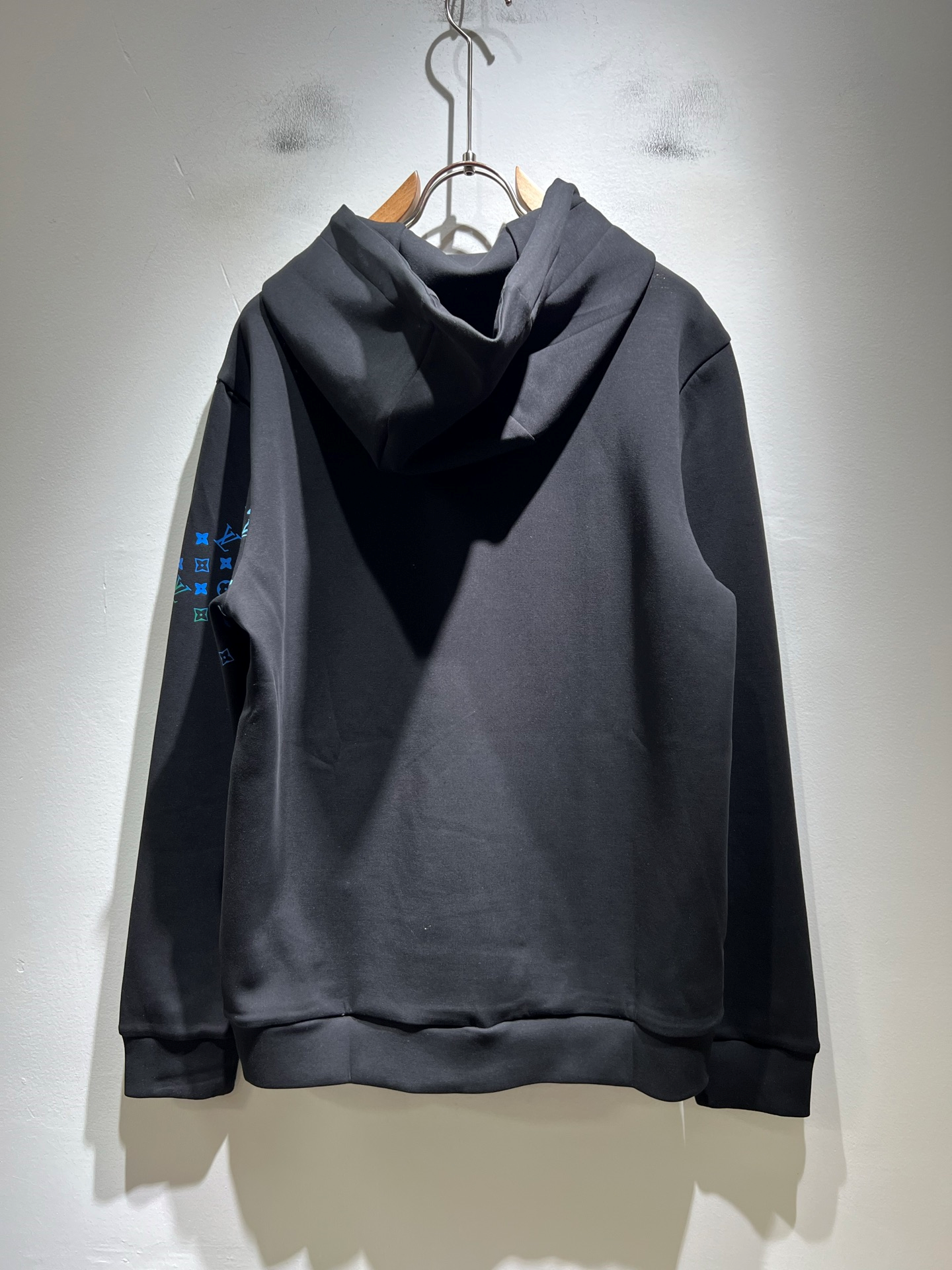 LOUIS VUITTON モノグラム ユニセックス フーディー