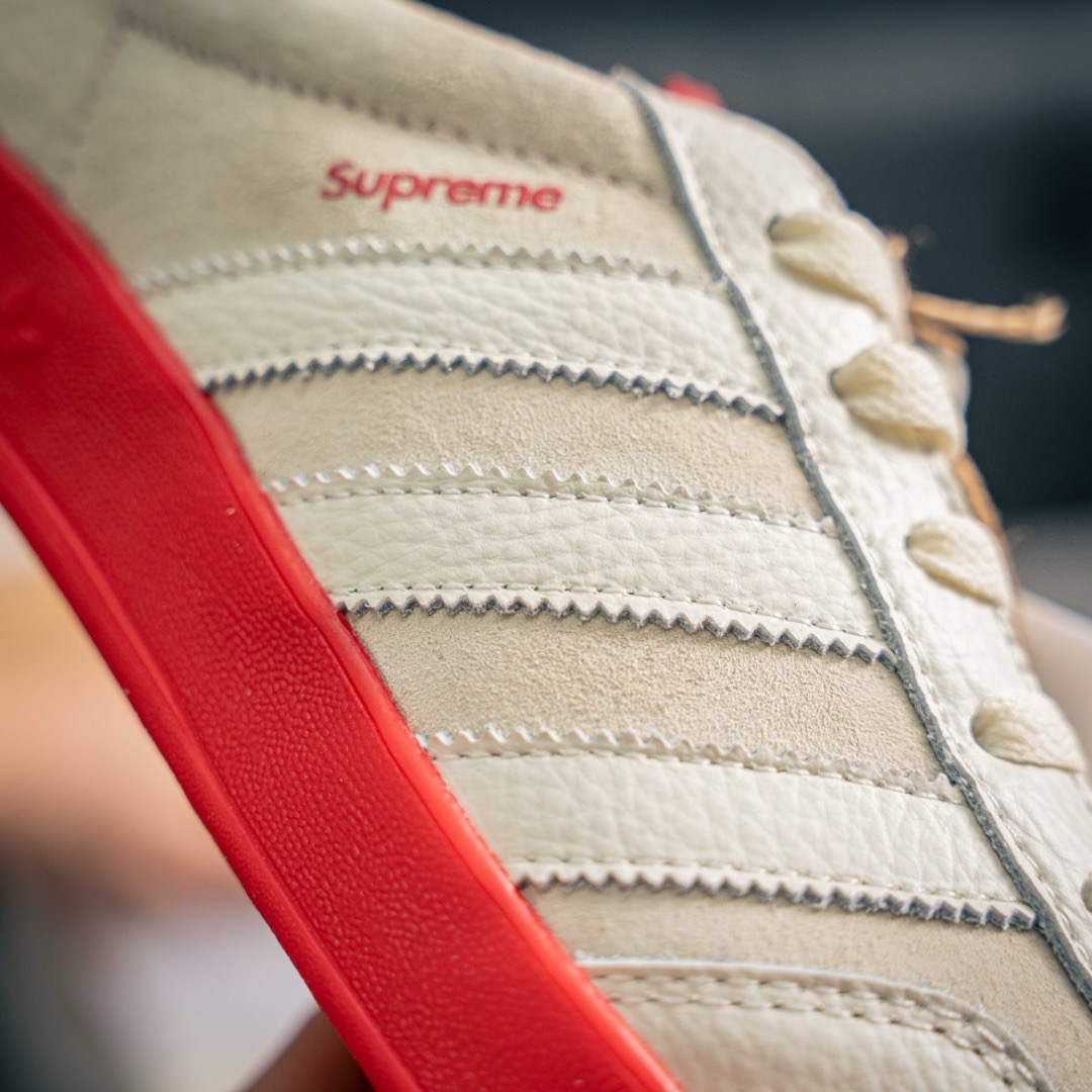 【本当の限定連名です!】Supreme X Adidas Samba OG 🔥25SS