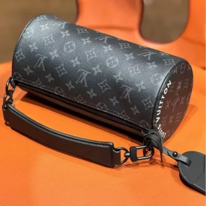 【新作☆ワンランク上のお洒落を♪】LOUIS VUITTON ハンドバッグ M46796