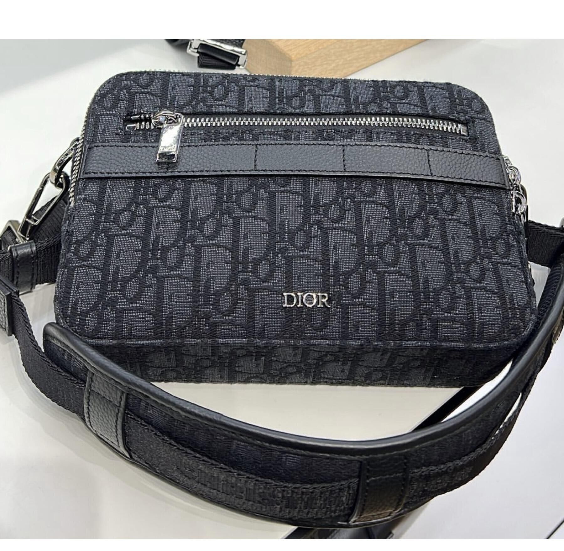 【新作も現地価格】DIORサファリバックミニ