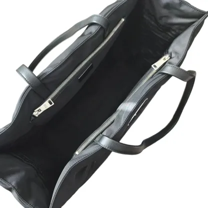 PRADA パッデドナイロン ショッピングトート