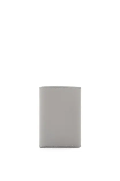 アナグラム バーティカル ウォレット スモール（ペブルグレインカーフ）