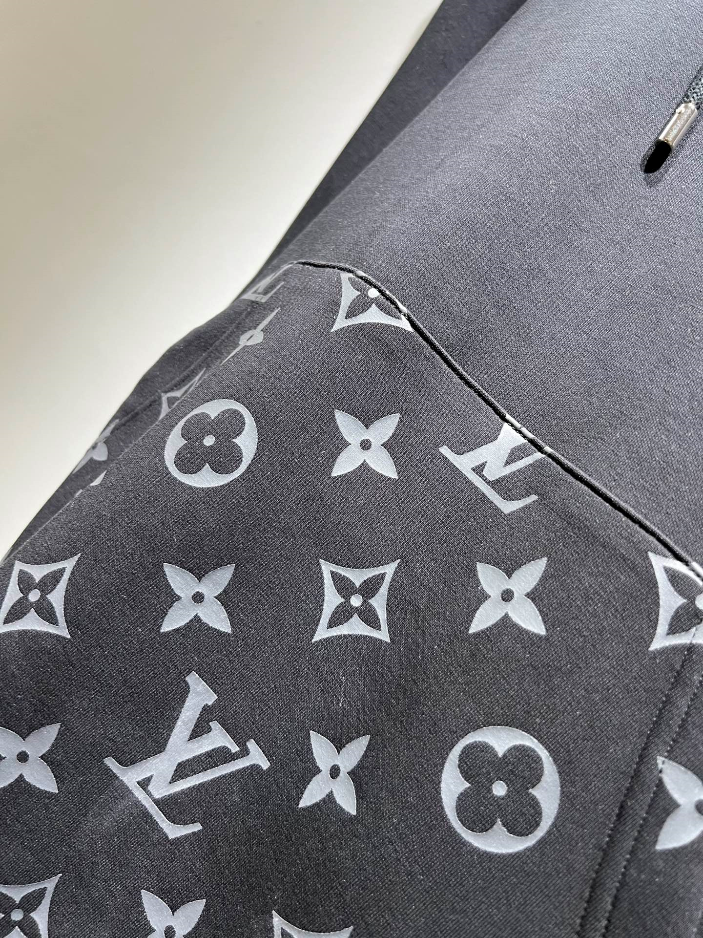 LOUIS VUITTON モノグラム ユニセックス フーディー