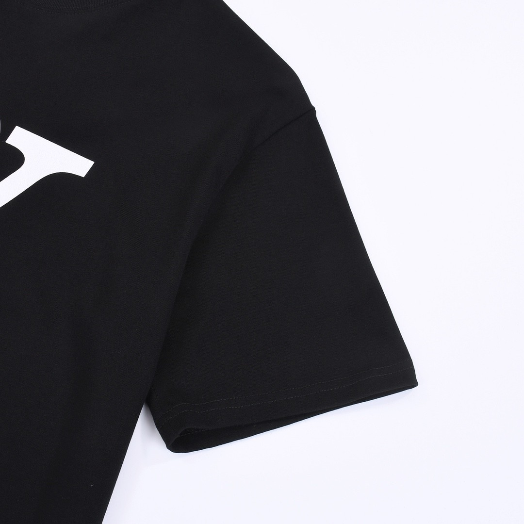 LOUIS VUITTON V字モチーフ＆ミッキーマウスプリント 半袖Tシャツ ブラック