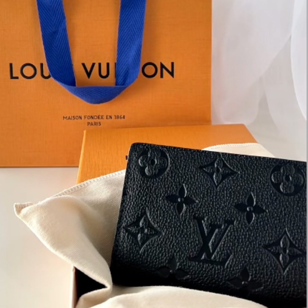 【ルイ ヴィトン】ポルトフォイユ・クレア コンパクトウォレット