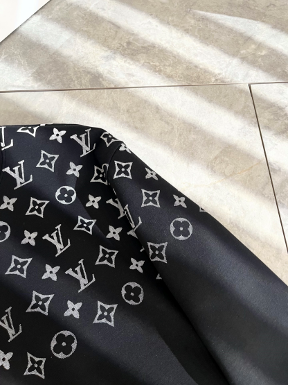 LOUIS VUITTON ユニセックス ロングスリーブ スウェット