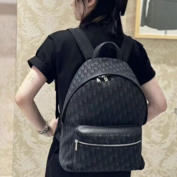 【人気のオブリーク】DIOR Rider バックパック