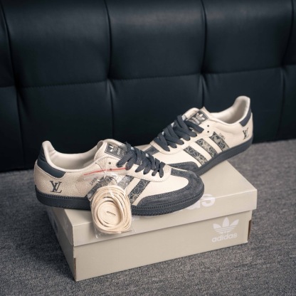 【本当の限定連名です!】LOUIS VUITTON X Adidas Samba OG 🔥25SS