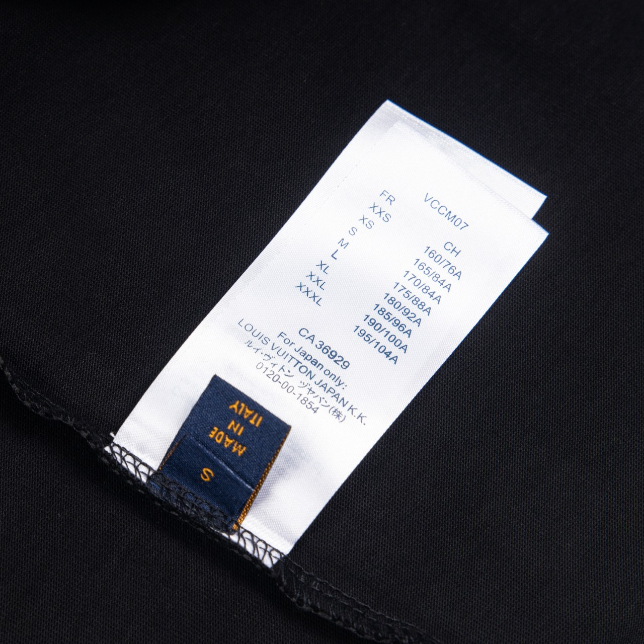 LOUIS VUITTON ルイヴィトン 胸口グラフィックプリント カジュアル丸首ショートスリーブTシャツ