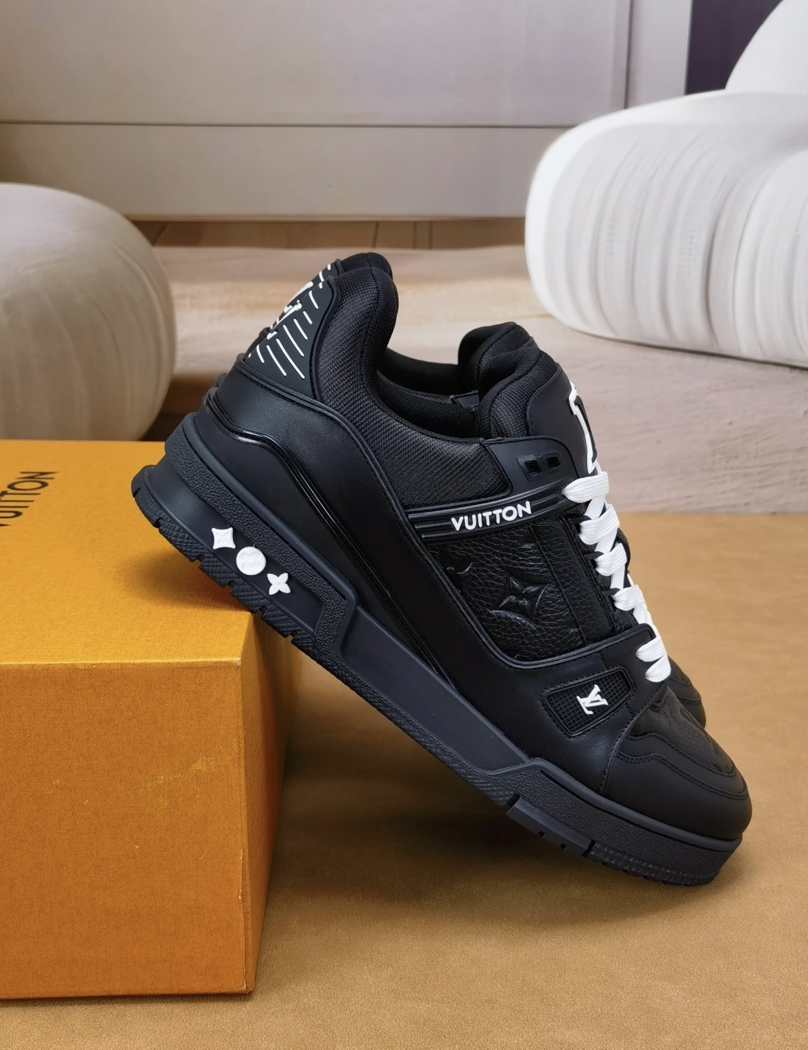 ★LV★ルイヴィトン トレイナー・ライン スニーカー