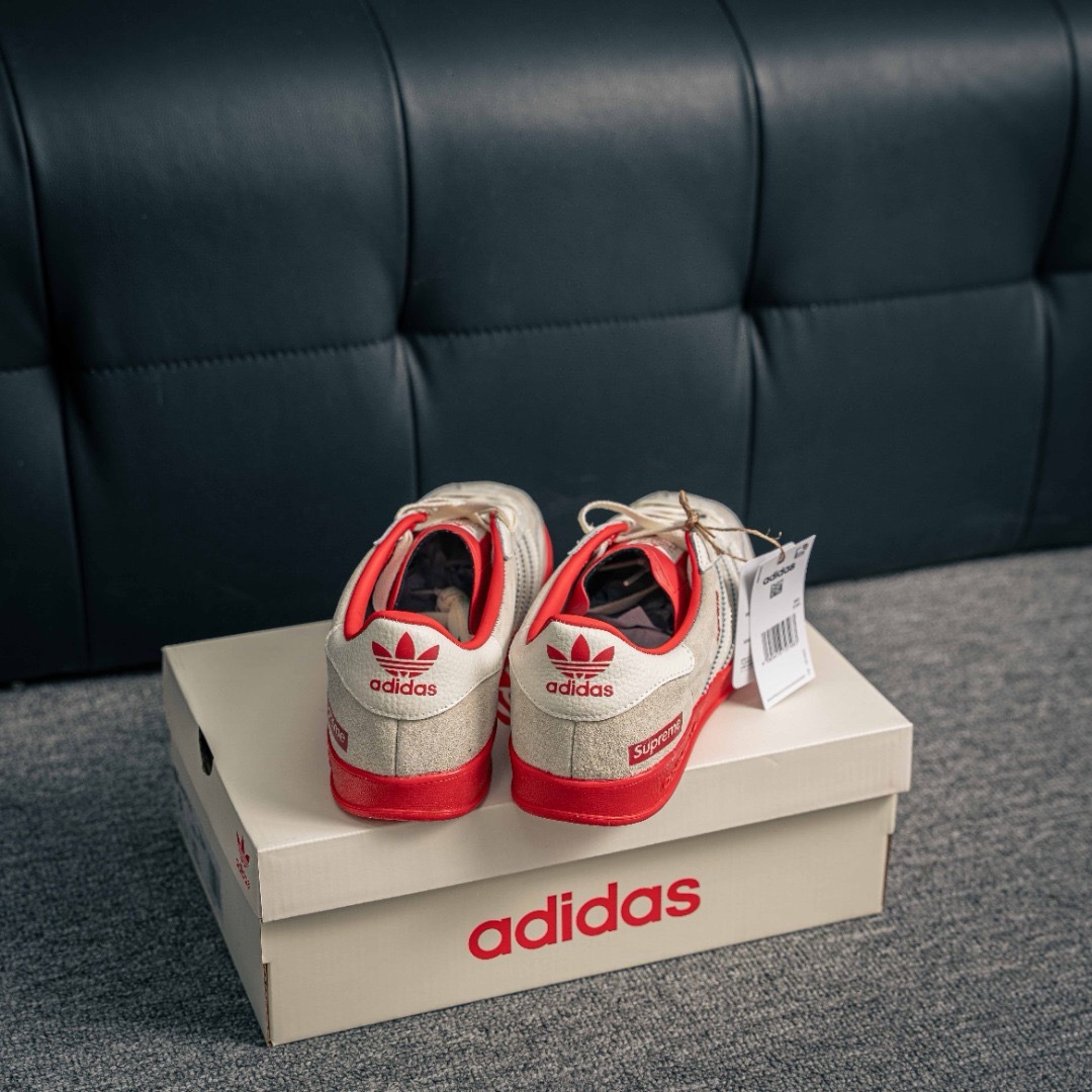 【本当の限定連名です!】Supreme X Adidas Samba OG 🔥25SS