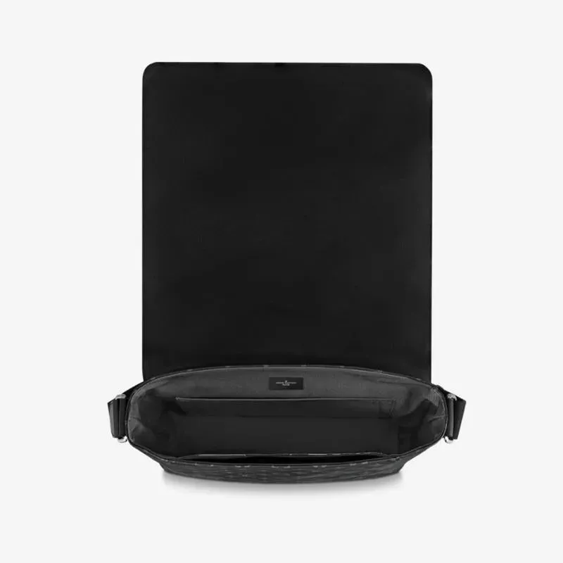 【Louis Vuitton】メンズショルダーバッグ Ref:M44001