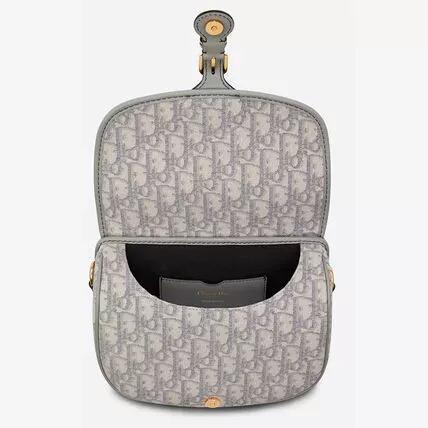 累積売上総額第１位【DIOR】DIOR BOBBY ミディアムバッグ