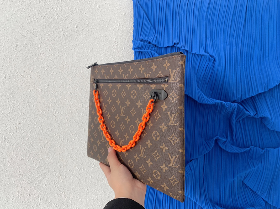 Louis Vuitton　ポシェット★ルイヴィトン