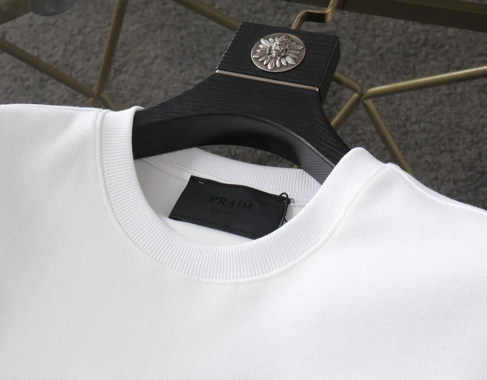 【PRADA 公式旗艦店】好評に付き再入荷！！