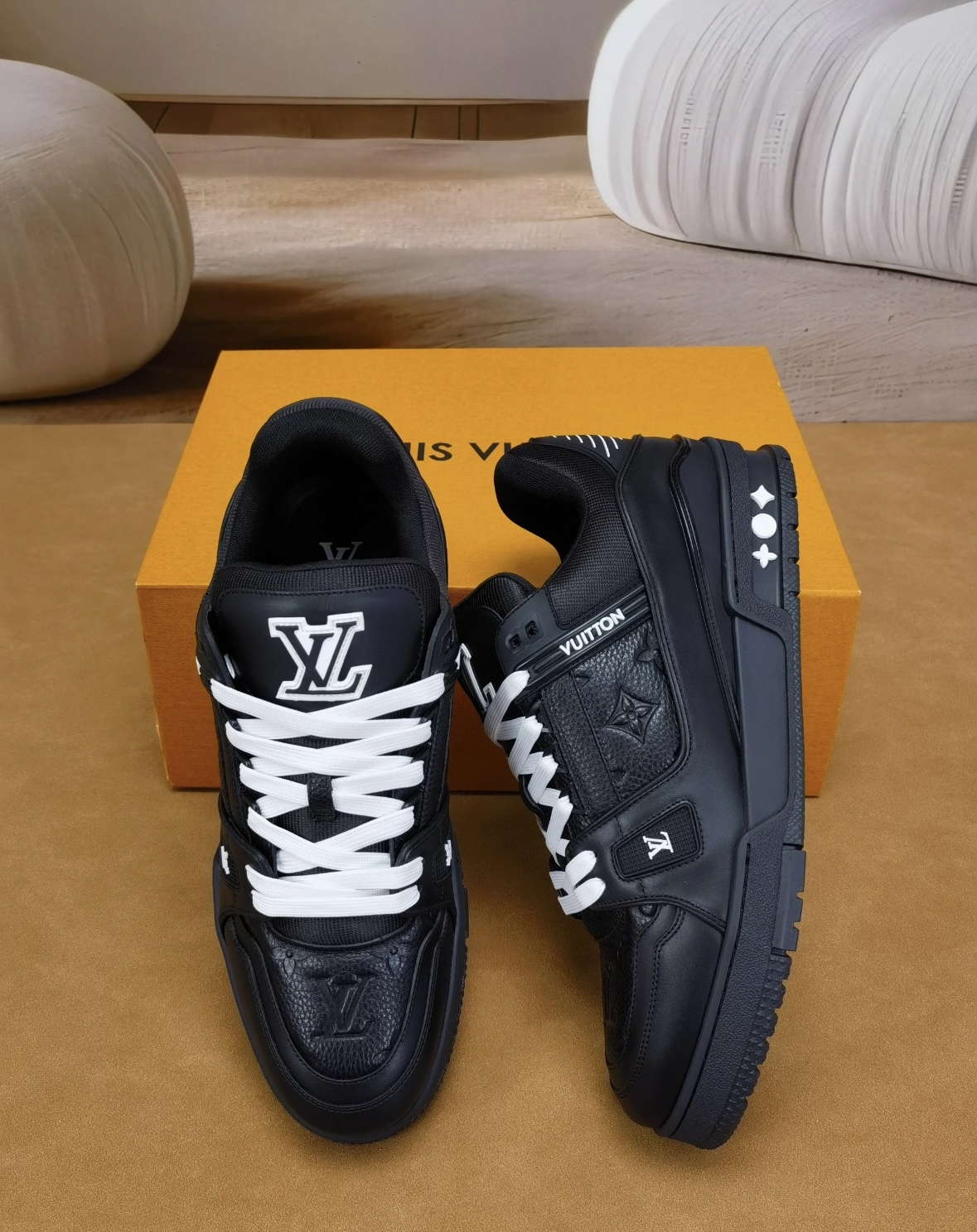 ★LV★ルイヴィトン トレイナー・ライン スニーカー