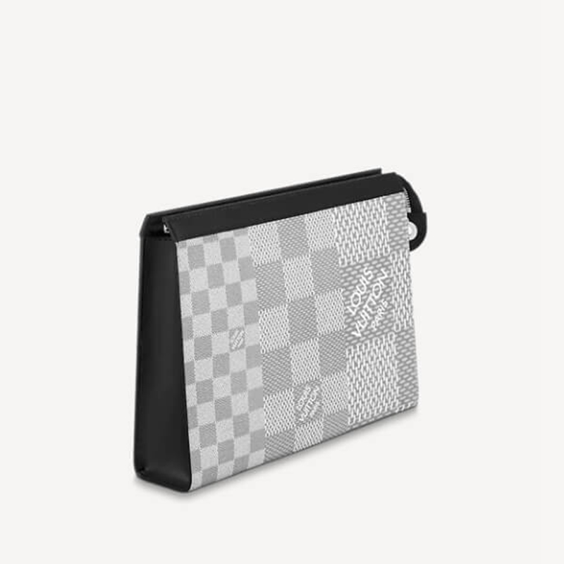 Louis Vuitton（ルイヴィトン）ポシェット ヴォワヤージュ MM クラッチバッグ N60444