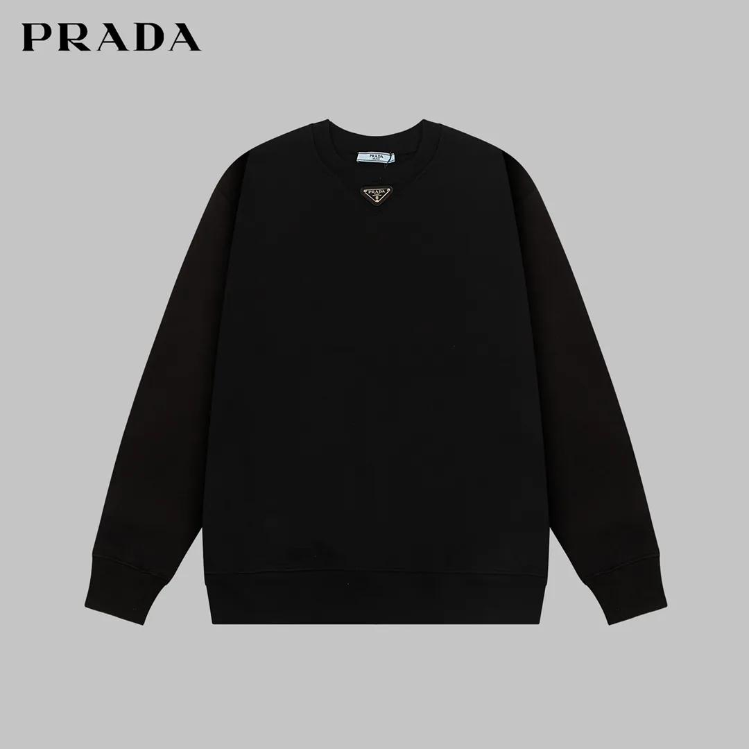 【PRADA公式旗艦店】ご好評に付き再入荷！！