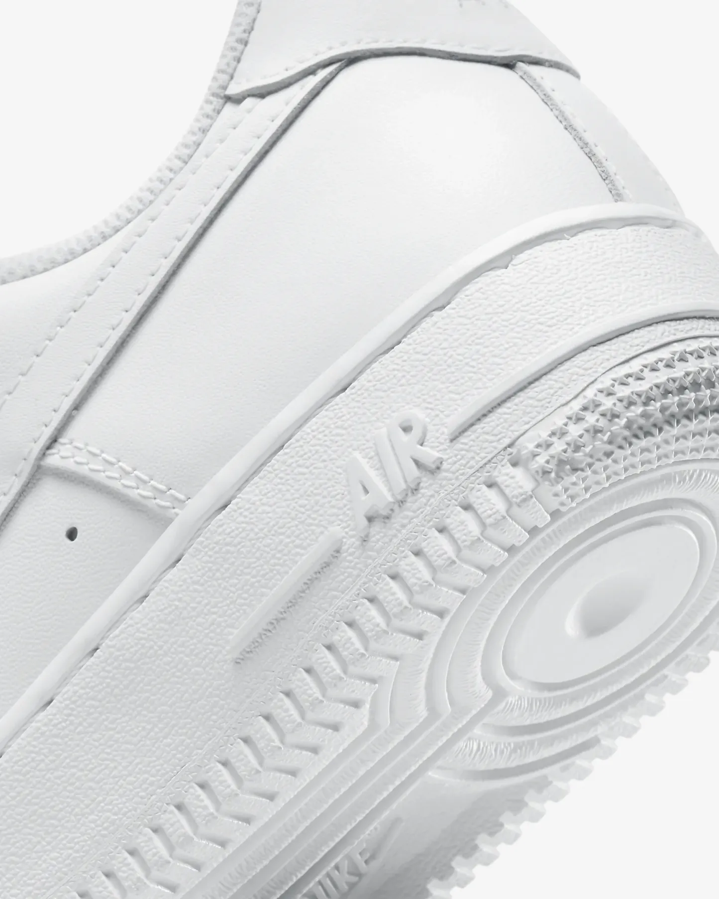★送関込★Nike Air Force 1 Low '07 "White on White" スニーカー