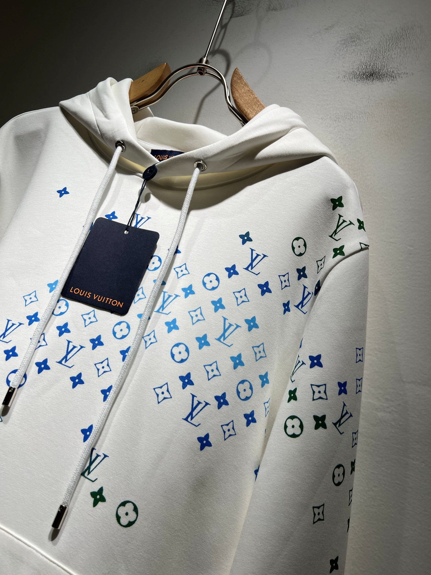 LOUIS VUITTON バックロゴ ユニセックス ロングスリーブ フーディー