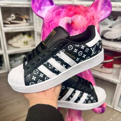 Louis Vuitton x Adidas Superstar 3色