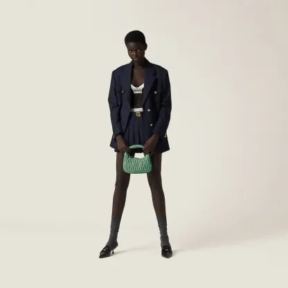 ワンダー マテラッセレザー ホーボーバッグ