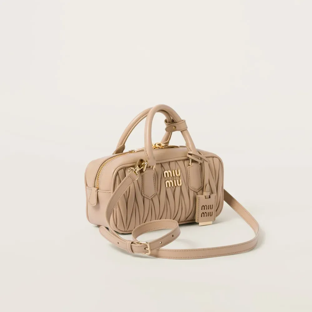 アルカディ マテラッセレザー バッグ