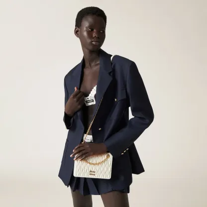 マテラッセレザー ミニバッグ