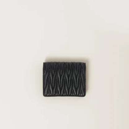 完売】マテラッセレザー 折り財布