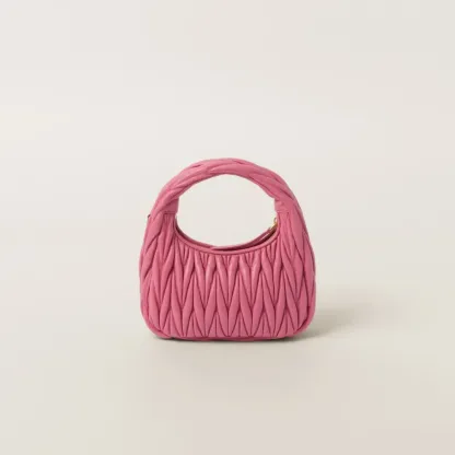 ワンダー マテラッセレザー ホーボーバッグ