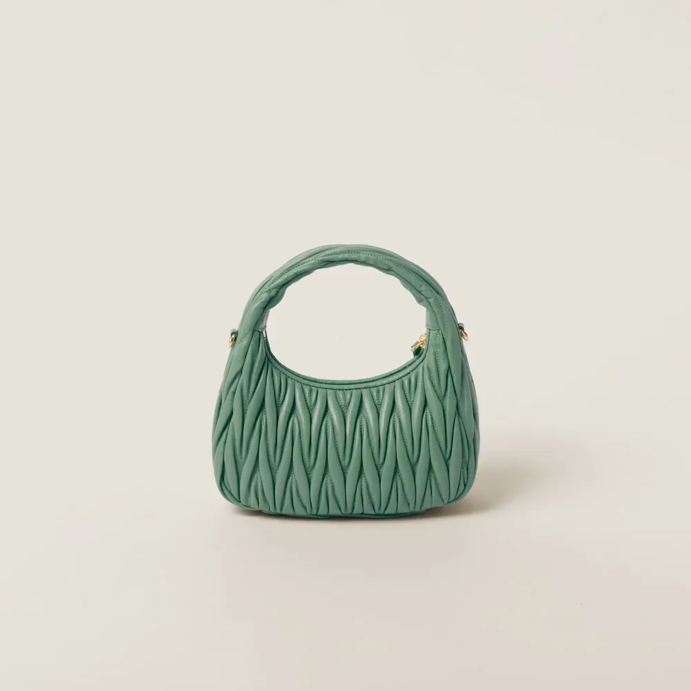 ワンダー マテラッセレザー ホーボーバッグ