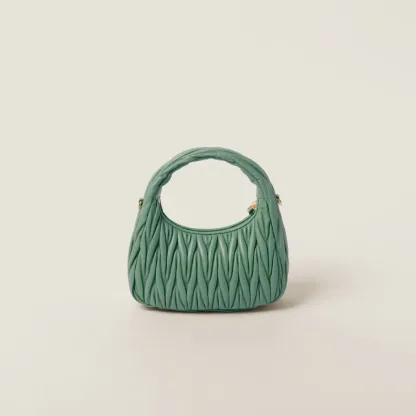 ワンダー マテラッセレザー ホーボーバッグ