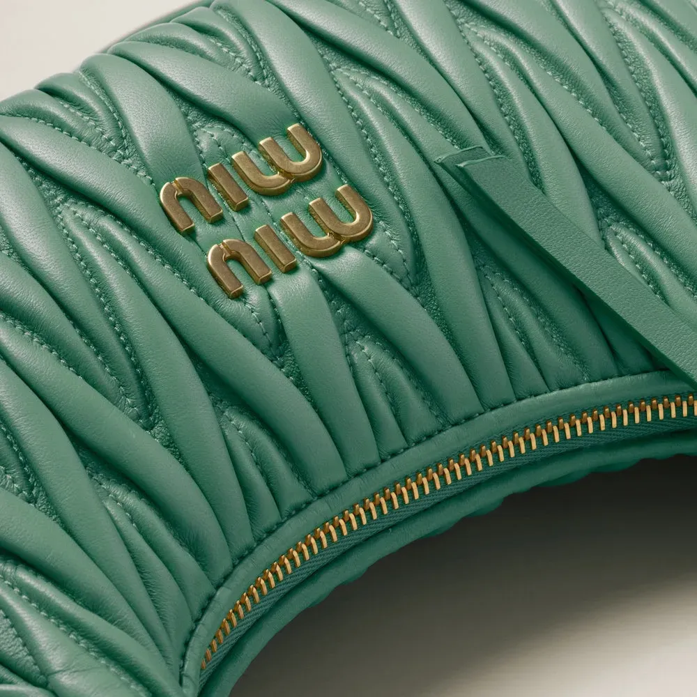 ワンダー マテラッセレザー ホーボーバッグ