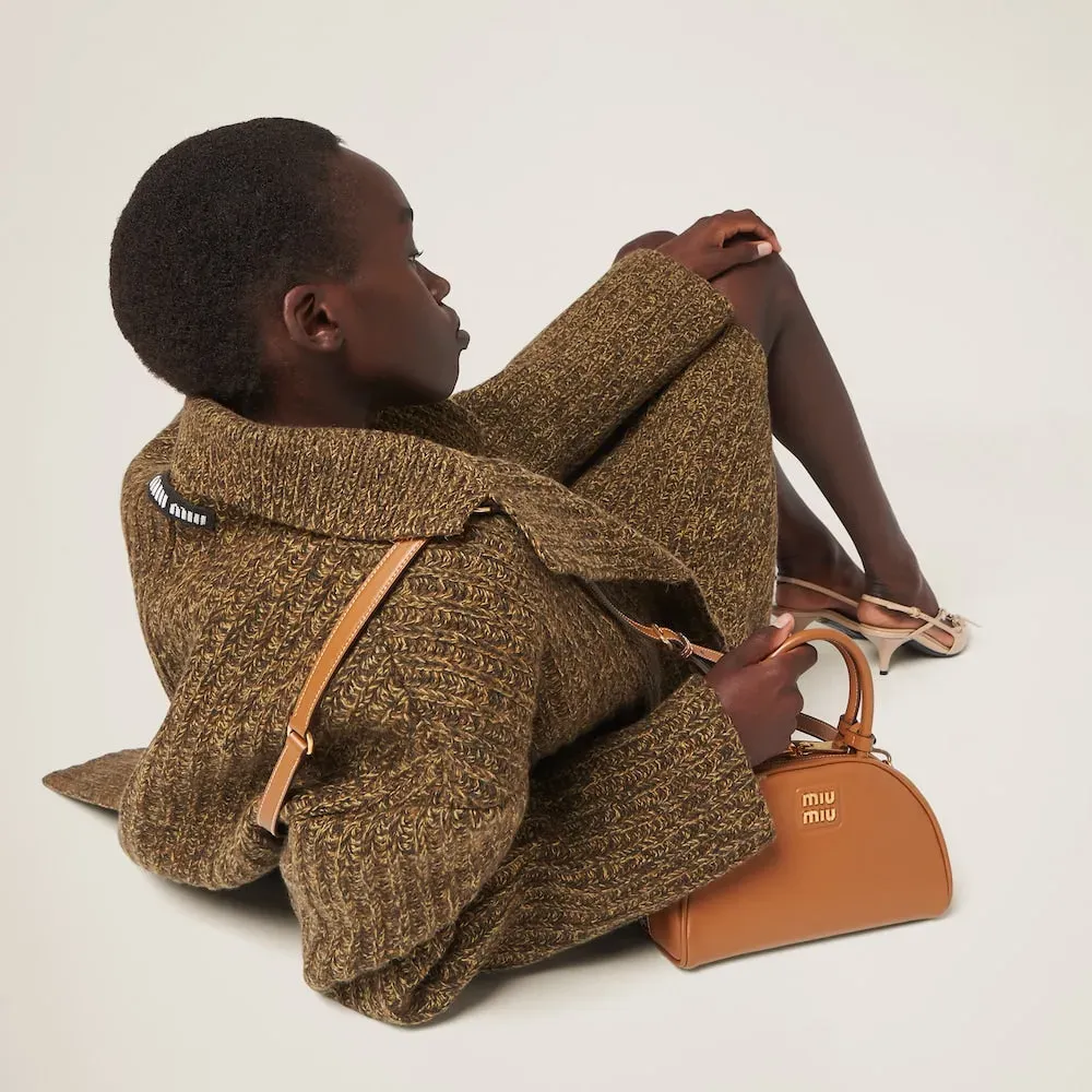 レザー トップハンドルバッグ