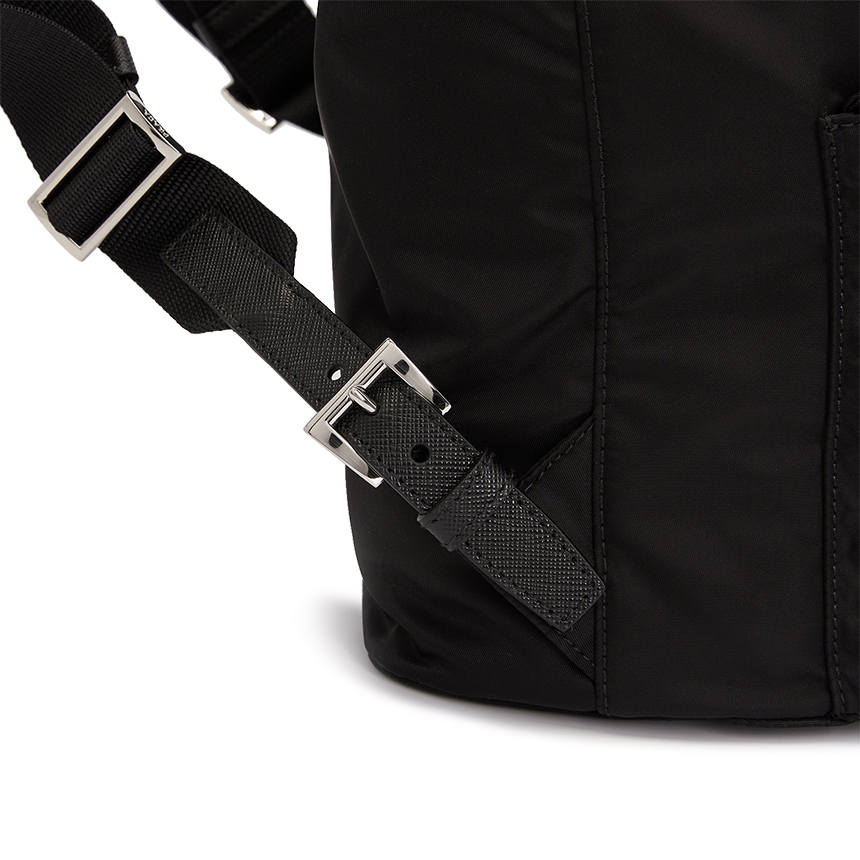 送料・関税込★PRADA★Re-Nylon Small Backpack