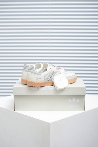 【本当の限定連名です!】Stüssy X Adidas Samba OG 🔥25SS