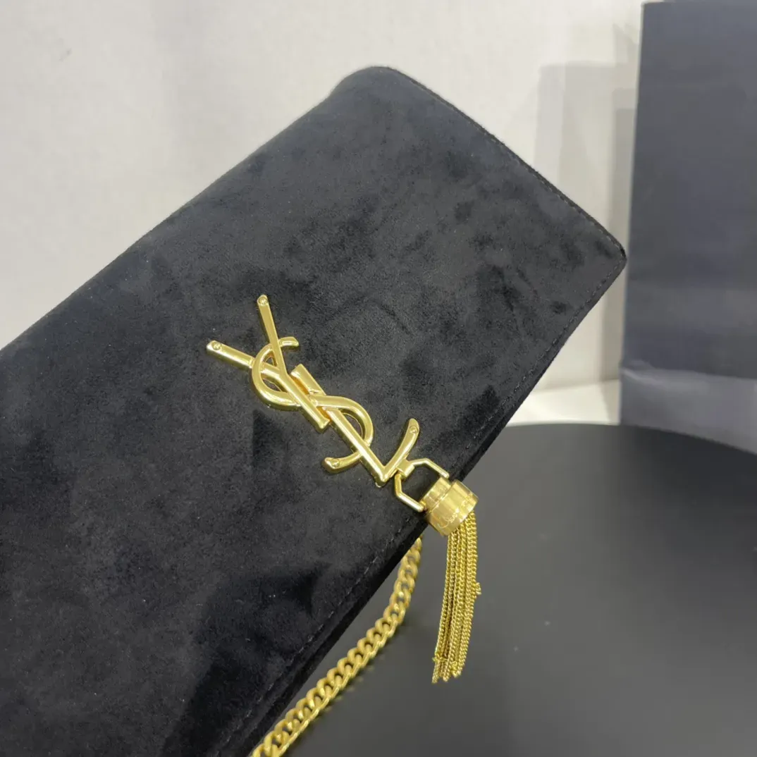 イヴ・サンローラン ブラック スエード モノグラム ミディアム ケイト タッセル バッグ