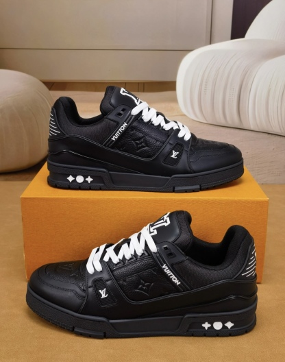 ★LV★ルイヴィトン トレイナー・ライン スニーカー