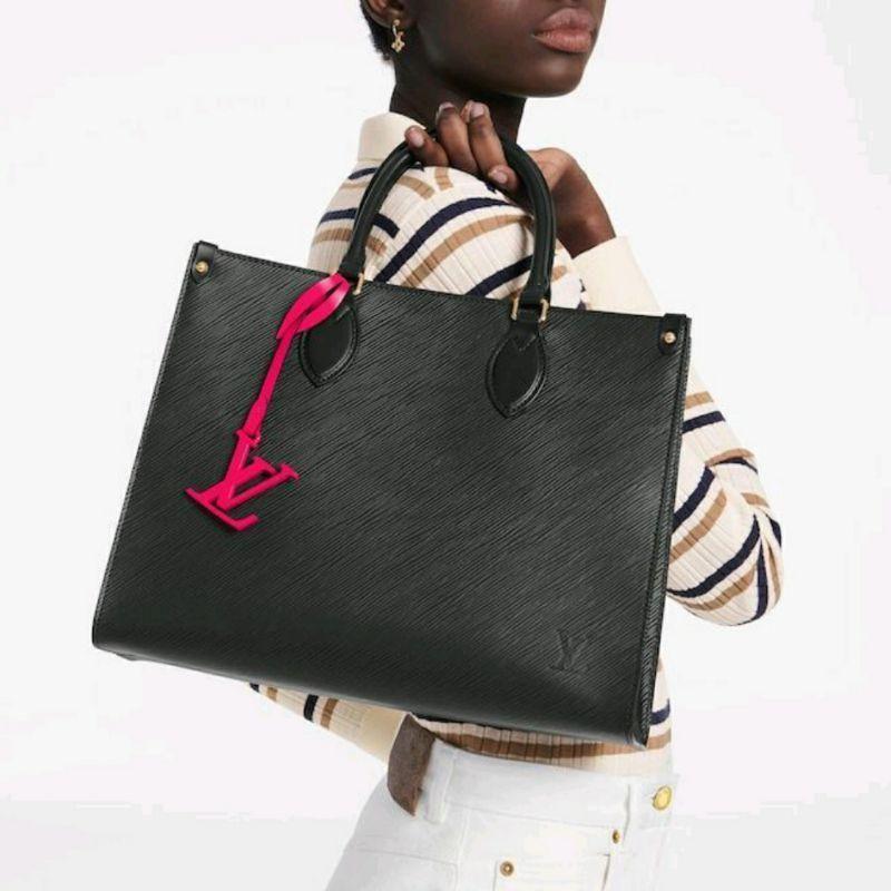 （ルイヴィトン）ONTHEGOミディアムハンドバッグ