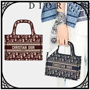 ♪直営店・公式Online♪Dior MINI DIOR BOOK TOTE DHL配送