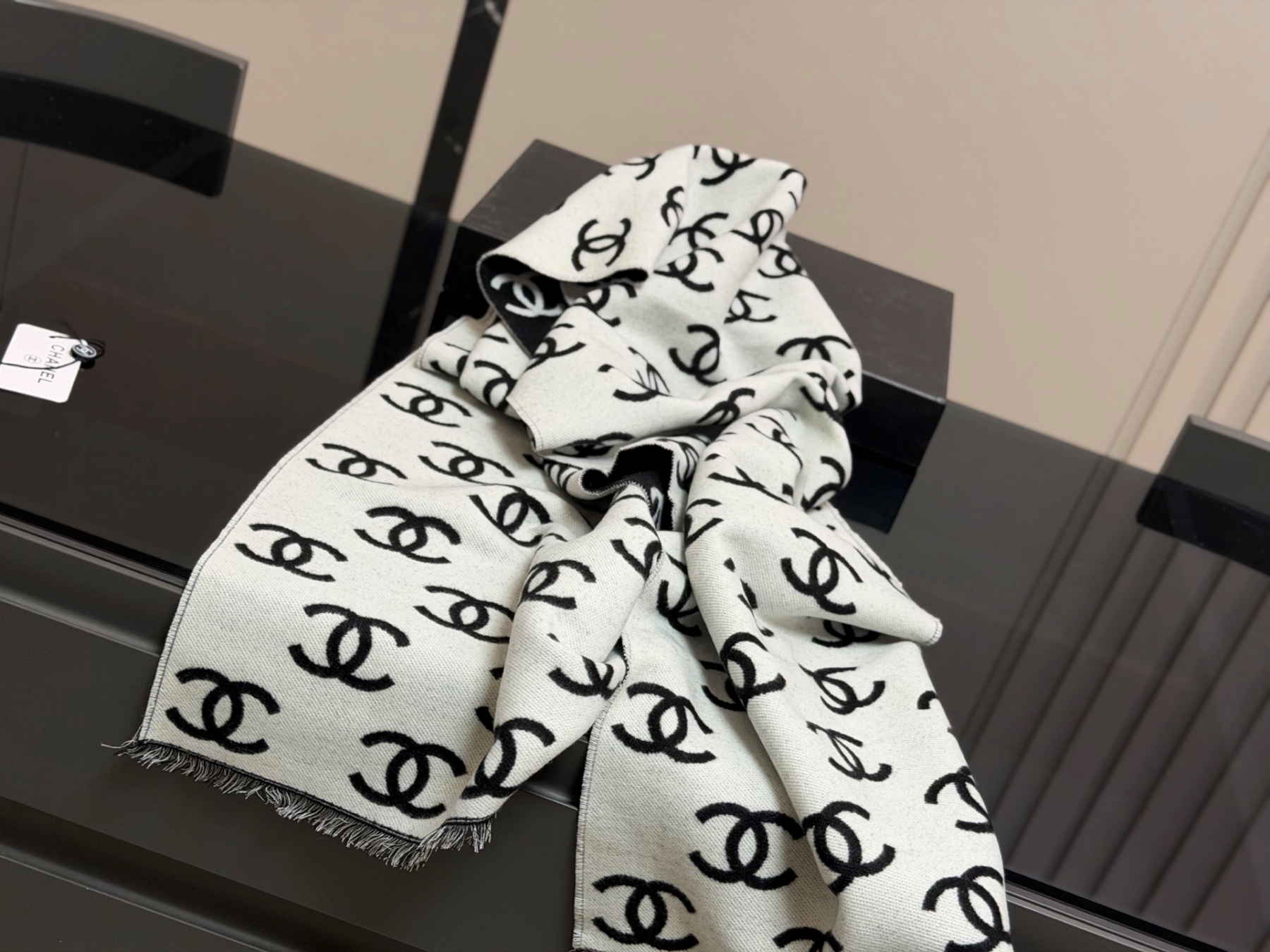 CHANEL  シャネル ウールとカシミヤ素材