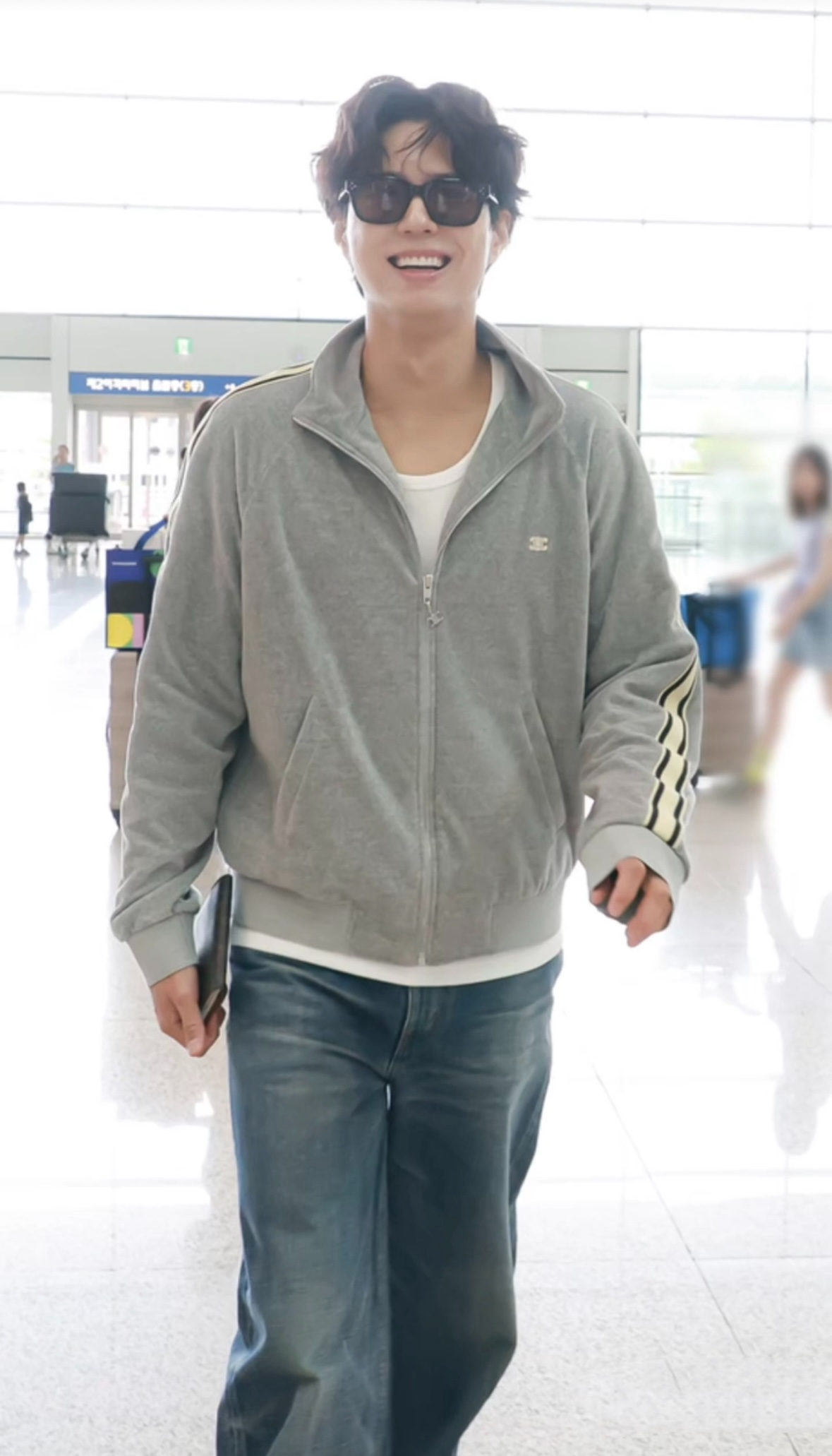 パク・ボゴム 着用 同款 刺繍トップス☆VIP価格☆ CELINE ジャージ