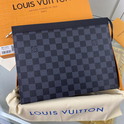 【LOUIS VUITTON】ポシェット・ヴォワヤージュ MM